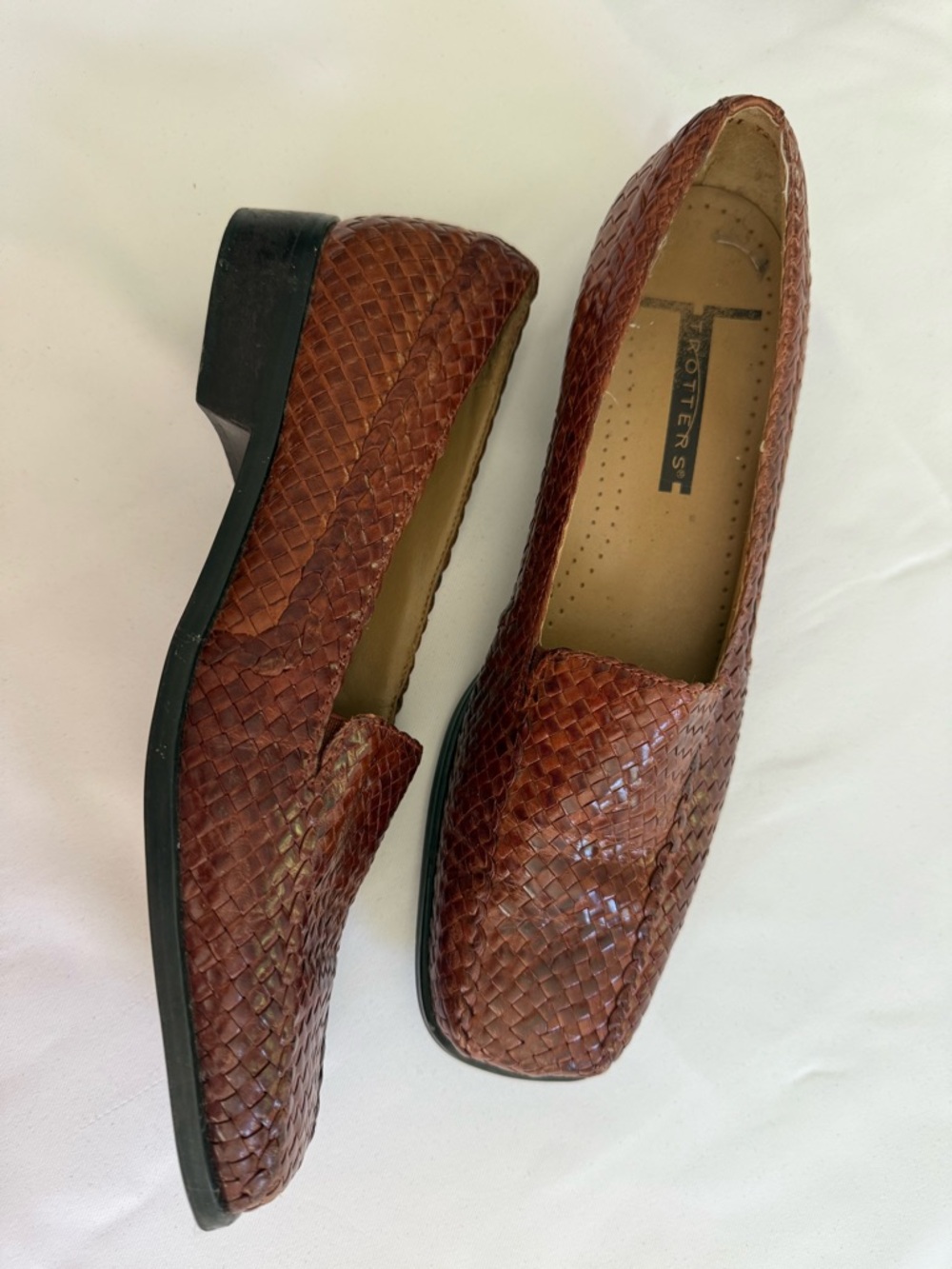Trotters Brown Woven Leather Loafers - Liz - Women's Slip-On 8.5N
